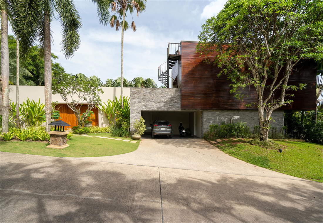 Villa C