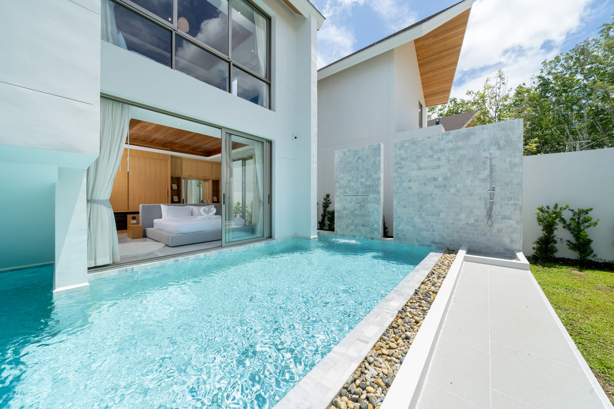 Luxpride villa V6