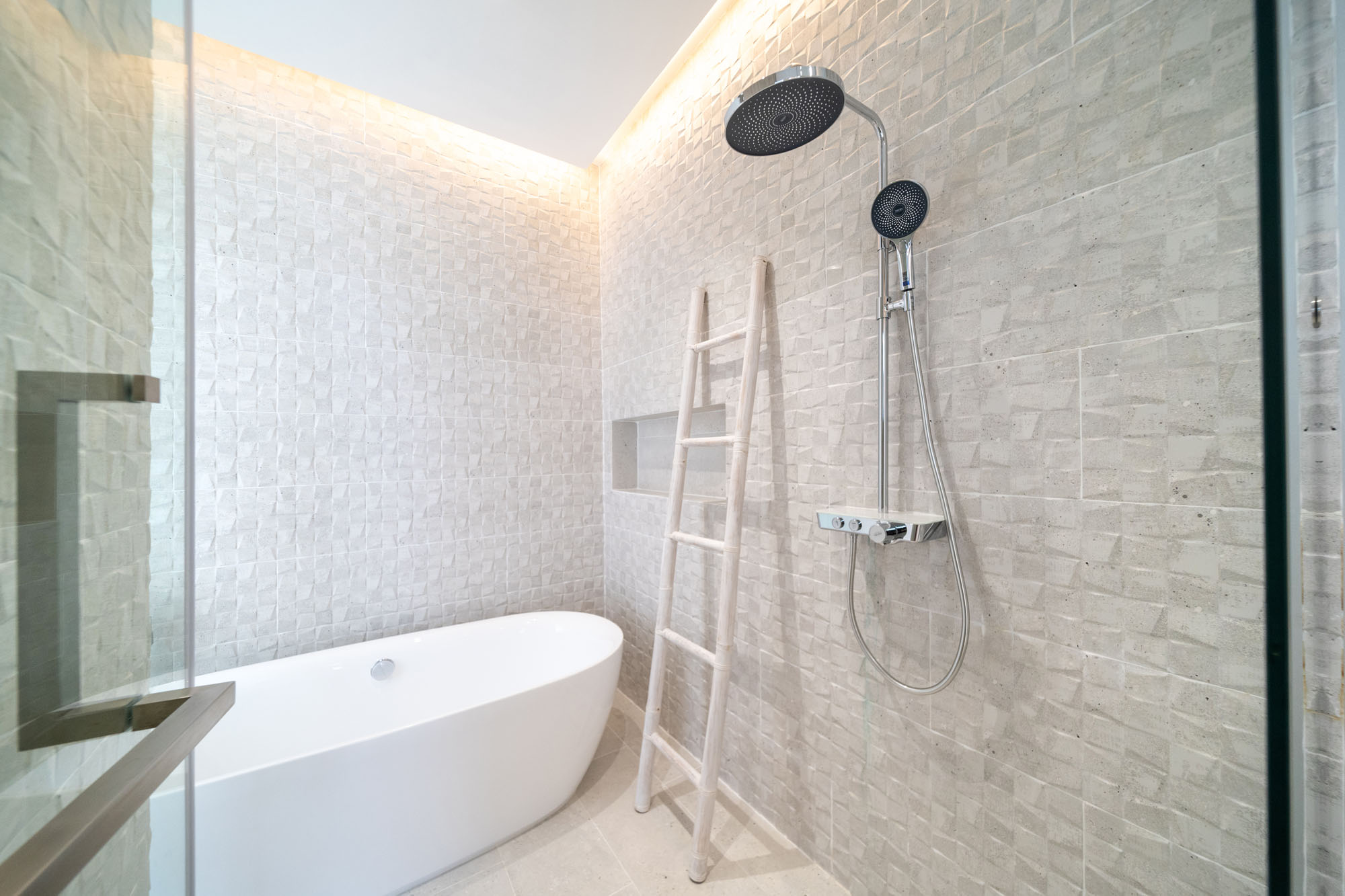 Luxpride villa V7