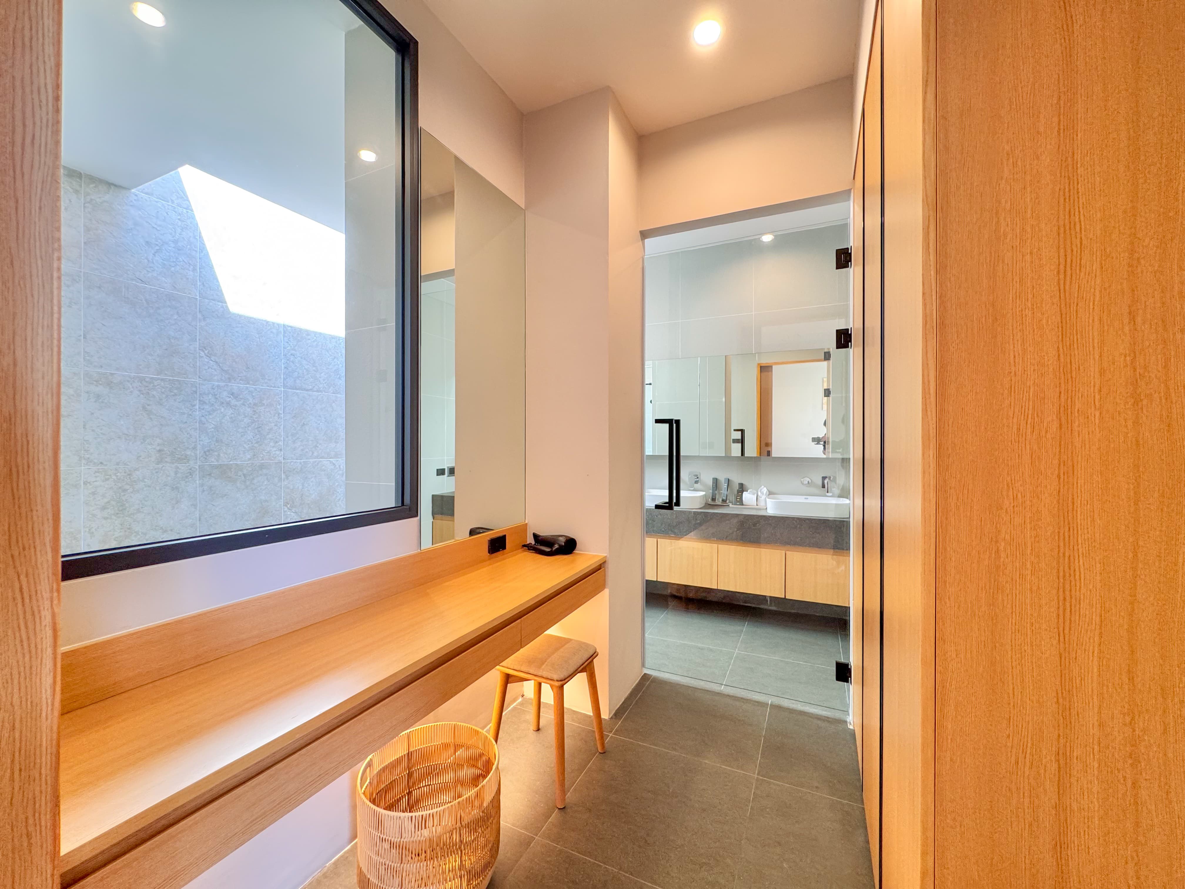 Longone pool villa-B10