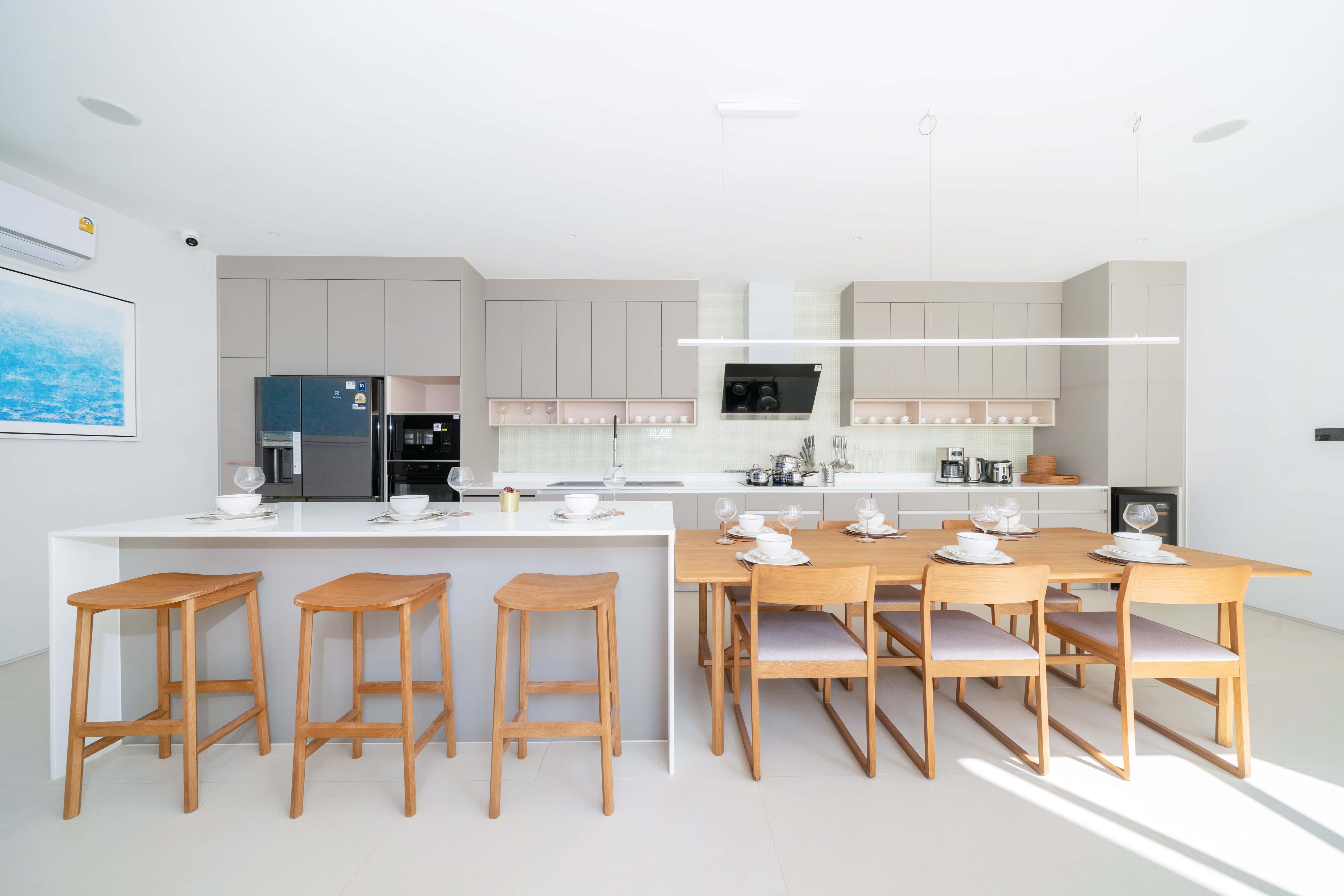 Luxpride Villa L12