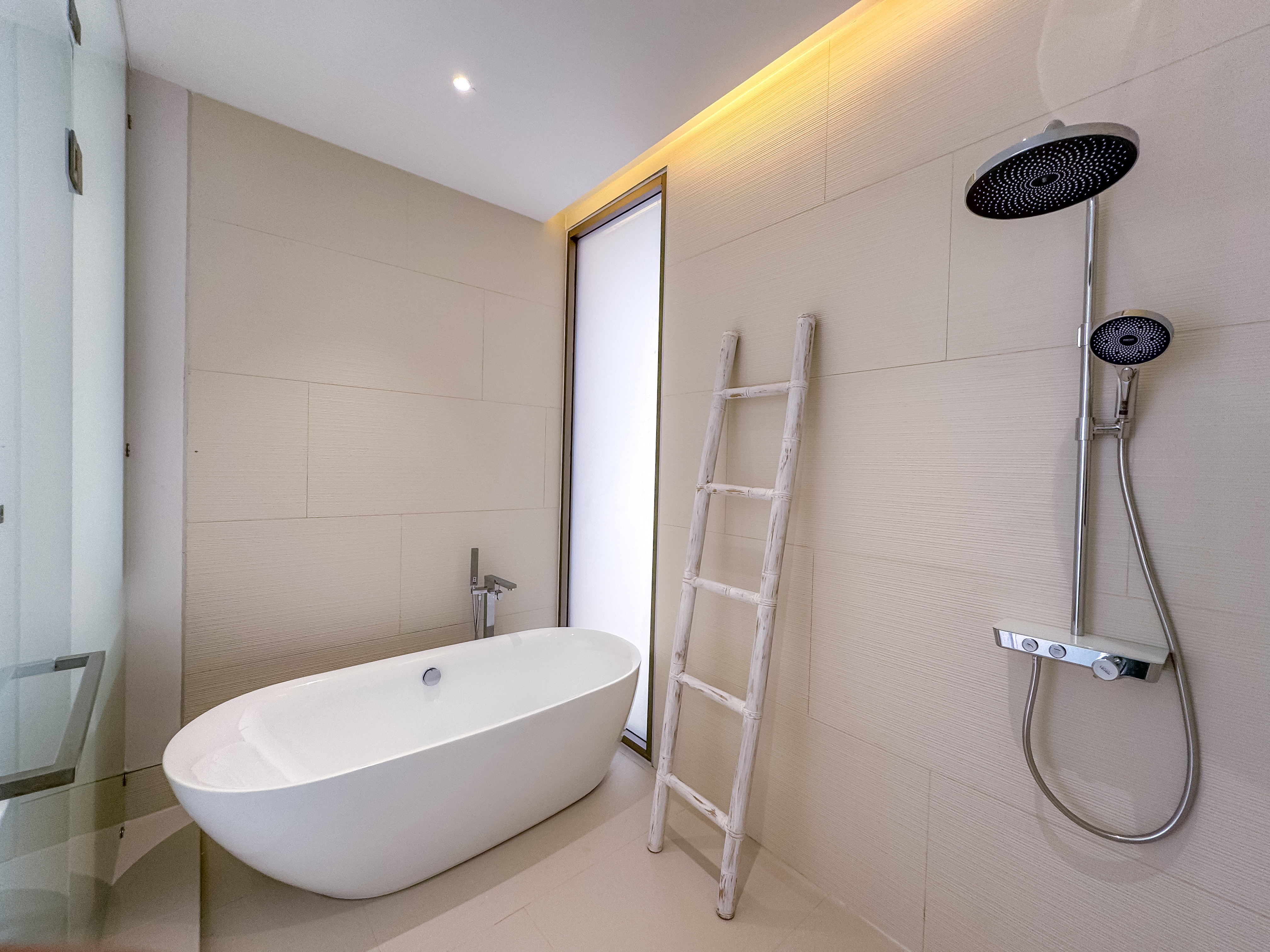 Luxpride Villa L27