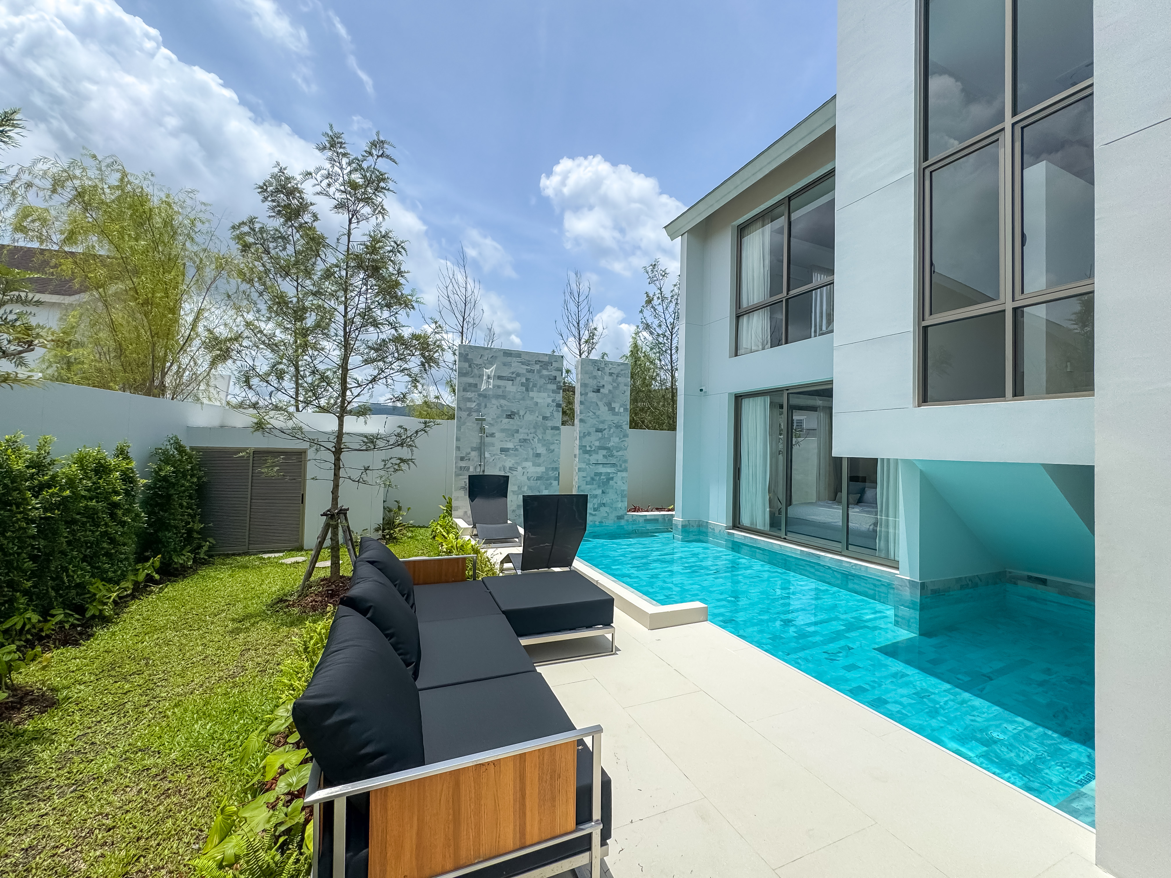 Luxpride Villa L27