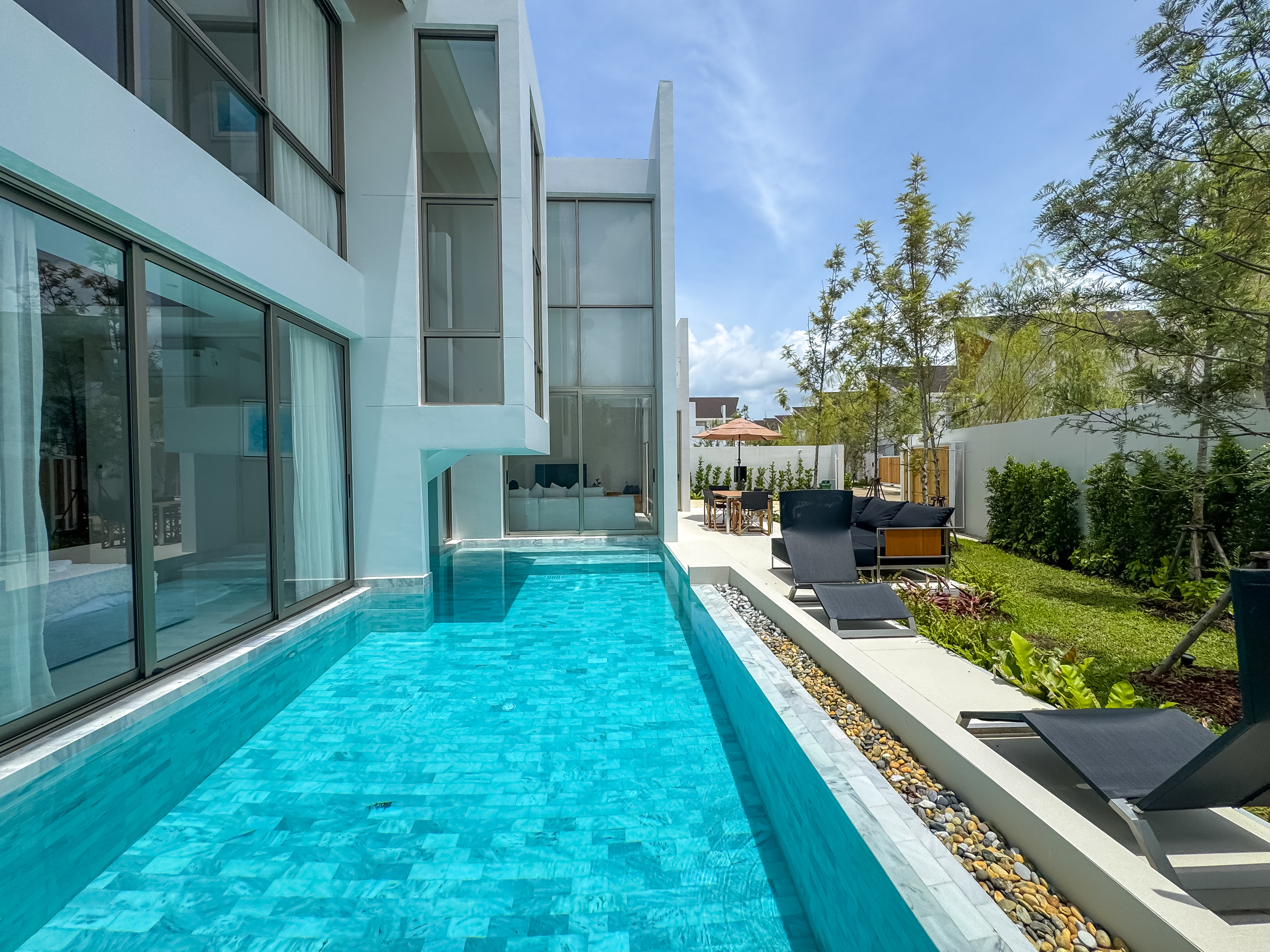 Luxpride Villa L27