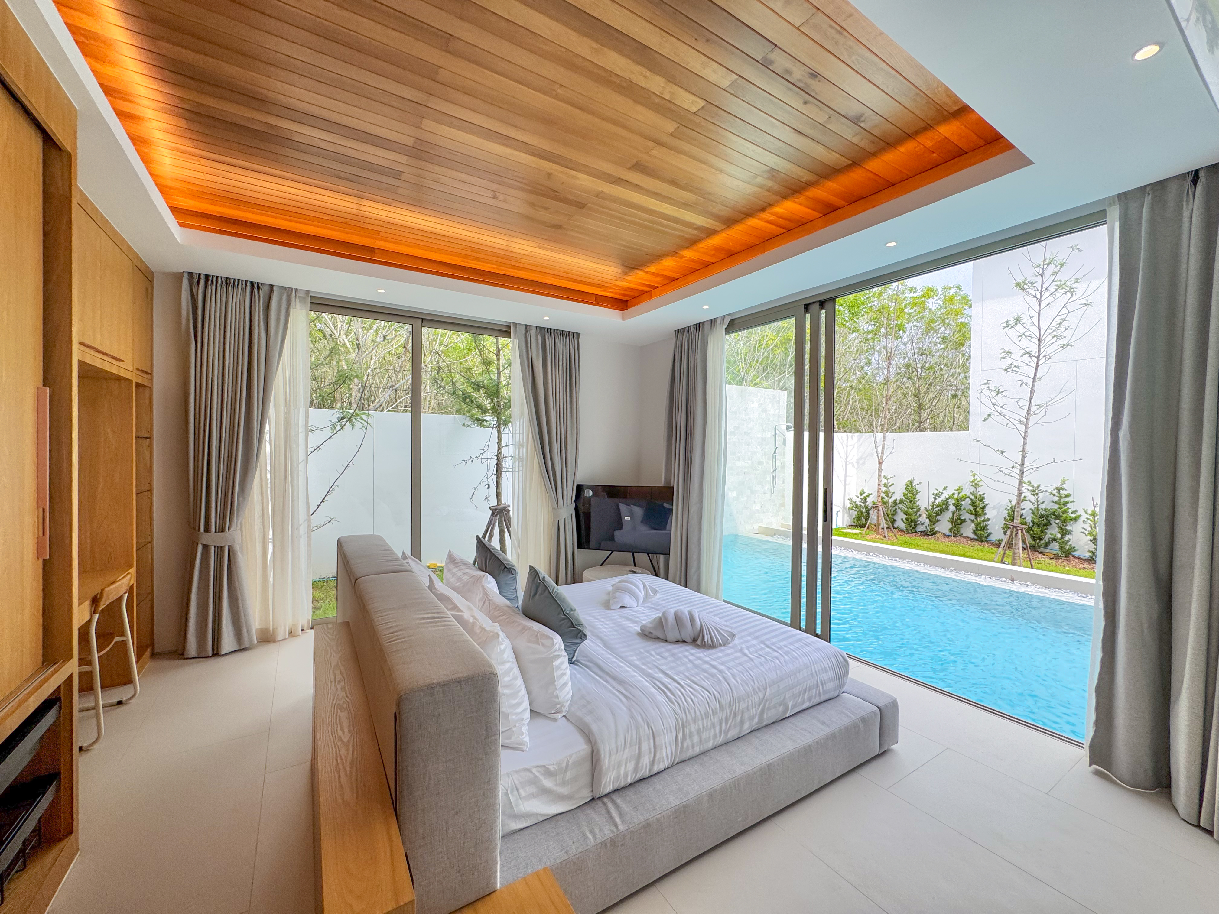 Luxpride Villa L8
