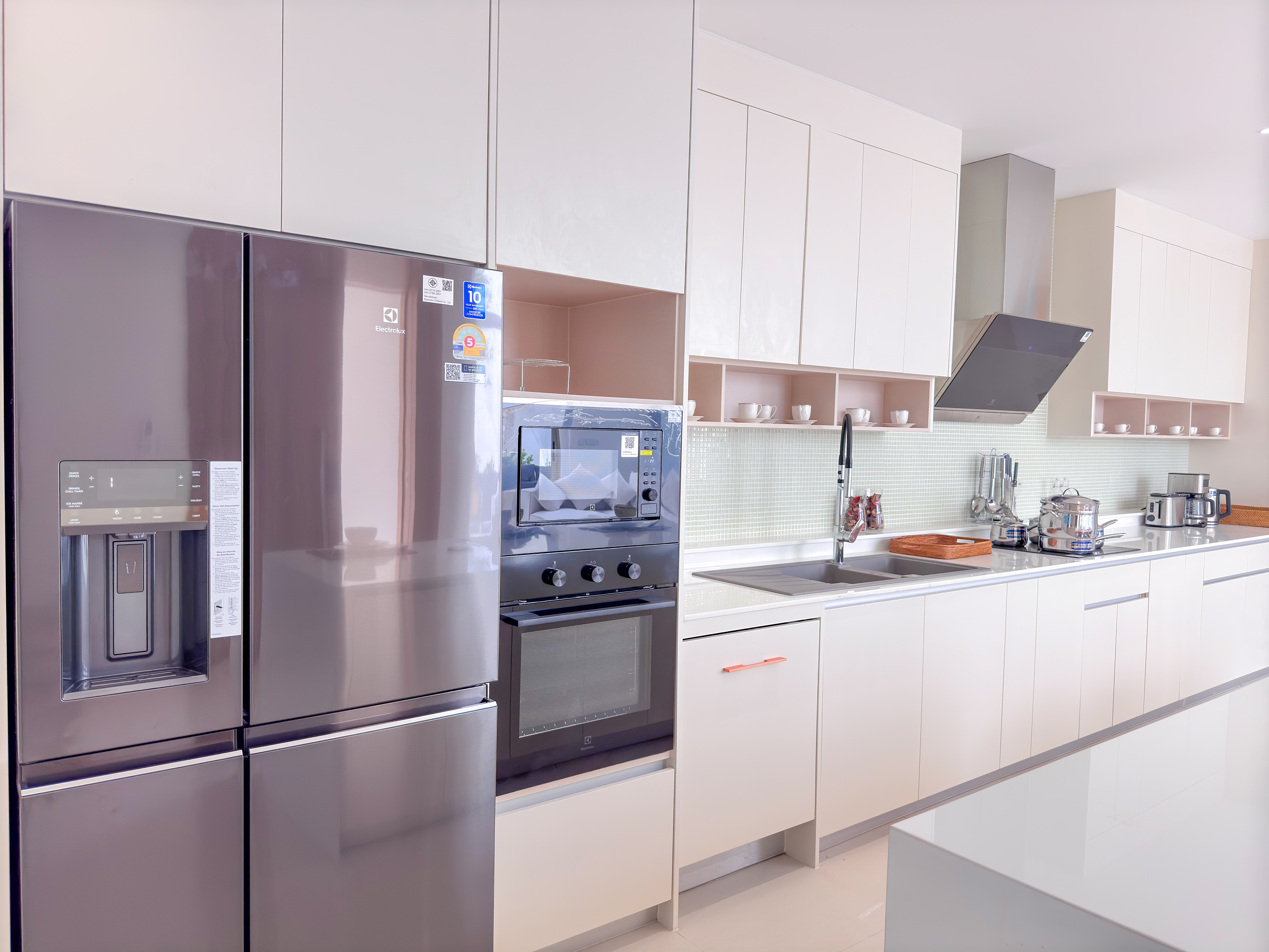 Luxpride Villa L8